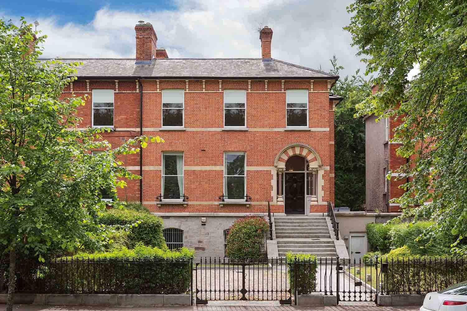 Clyde court belfast sale