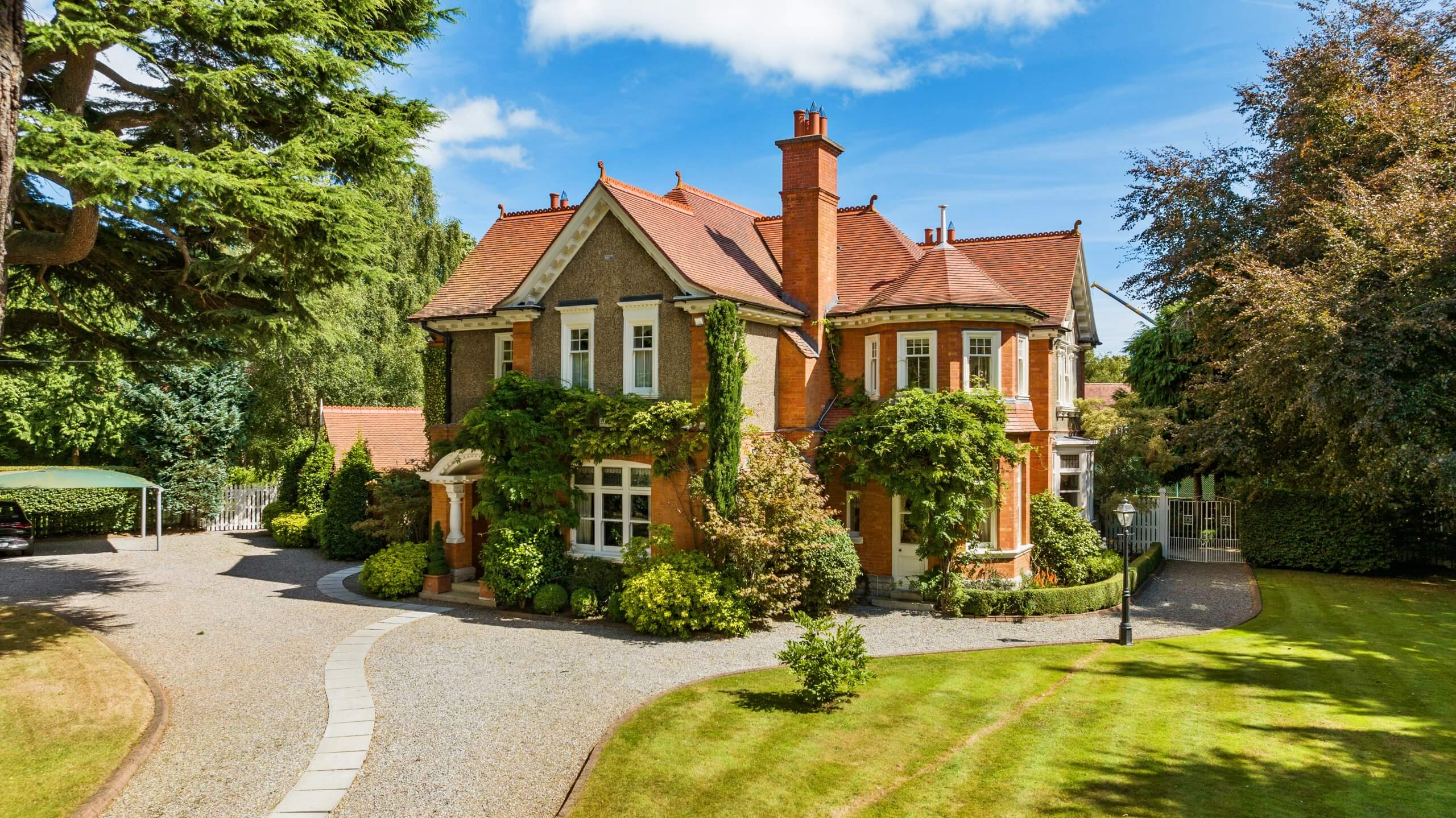 Killead Estate: 2 homes on a 1.8-acres on the corner of Shrewsbury Road & Ailesbury Road, Dublin 4.