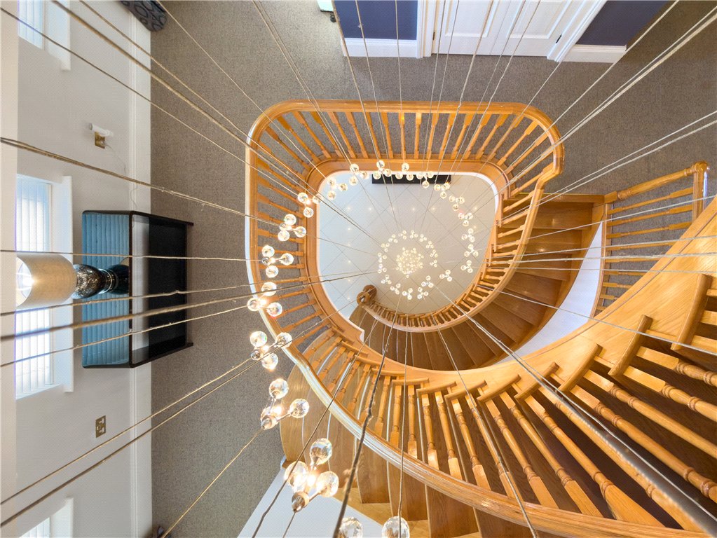 Picture No. 44